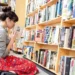 Efek membaui buku lama terhadap kenangan dan emosi